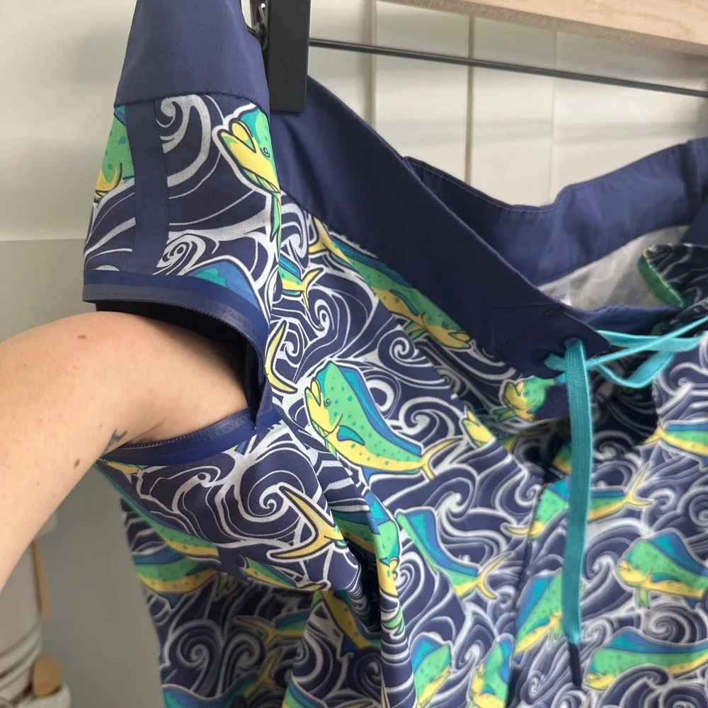 Vineyard Vines Mens 38 Board Shorts Dolphin Fish Performance Swim Trunks Pockets